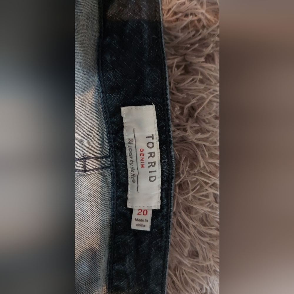 Torrid size 20 skinny jeans